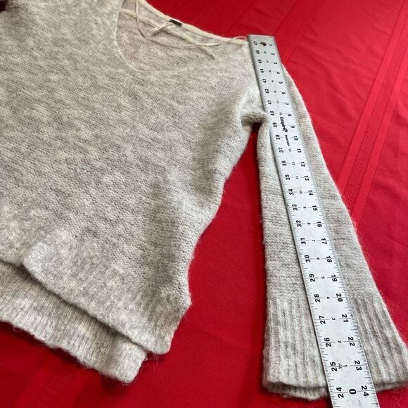 Free People Grey Mohair Sweater Size XS - Picture 6 of 9